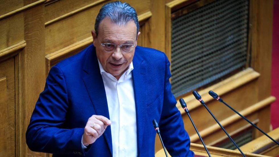 Φαμέλλος